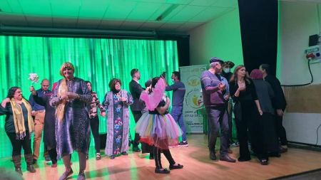 ذوي القلوب البيضاء ( مجموعة الامل) في الجماهيري أبو سنان يبدعون ويتألقون في مسرحية لحن الحياة 